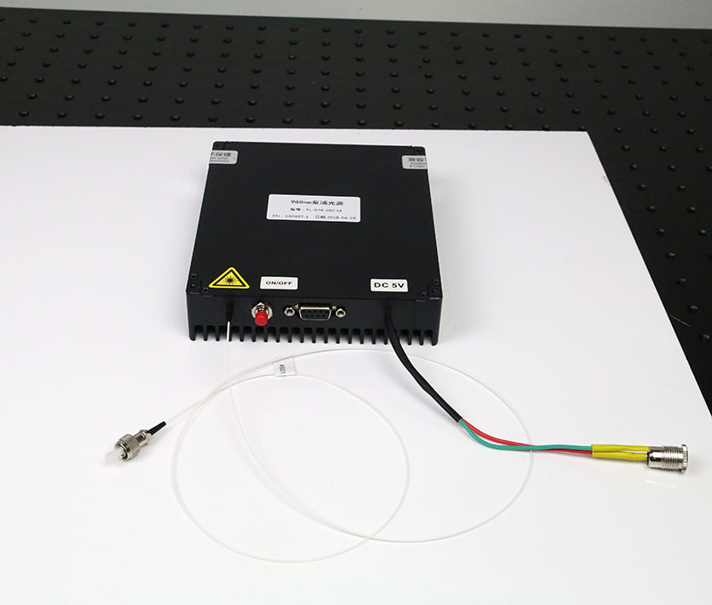 974nm 976nm 980nm 200mW SM fiber laser pump Laser source Module type
